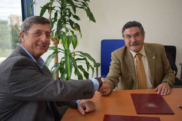 El rector de la UMH y el máximo responsable de SEMERGEN sellan el acuerdo para la próxima Cátedra de Investigación en Cronicidad UMH-SEMERGEN